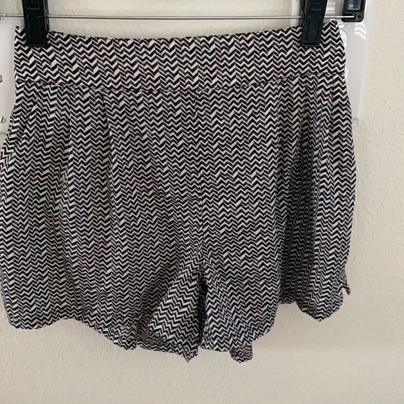 American Eagle Outfitters Pants - American eagle outfitters shorts